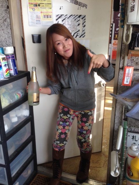 最年長☆山本が送る!!TOMMYニコニコブログ★☆ ハマー ランクル アルファード レンタカー _b0127002_16404523.jpg