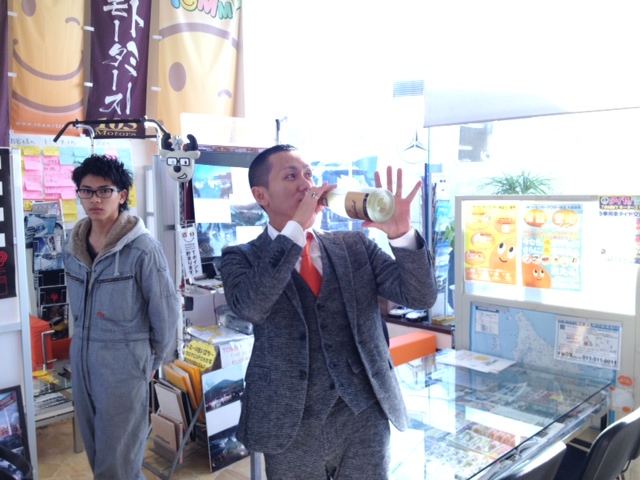 最年長☆山本が送る!!TOMMYニコニコブログ★☆ ハマー ランクル アルファード レンタカー _b0127002_16441595.jpg