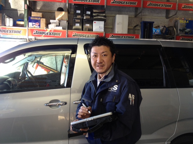 最年長☆山本が送る!!TOMMYニコニコブログ★☆ ハマー ランクル アルファード レンタカー _b0127002_1793374.jpg