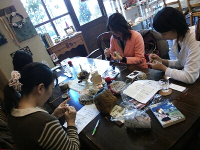 編み物カフェ_e0170128_1155859.jpg