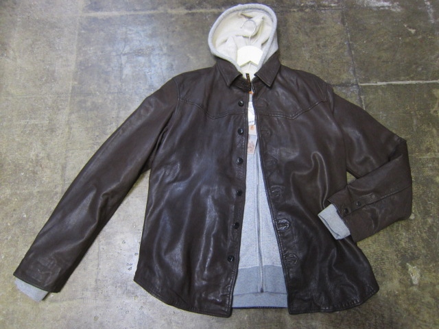 COW LEATHER SHIRTS JACKET ・・・ By NUDIE JEANS！★！_d0152280_02295.jpg