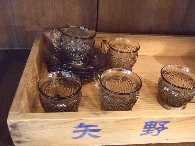 古物買取「こゆめや」香川県愛媛県高知県神戸蔵の中の古い物出張査定アンティーク家具古道具骨董鉄瓶_d0172694_1695447.jpg