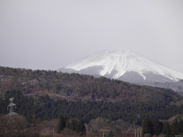 信夫山を歩く　Ⅱ_c0141223_1951981.jpg