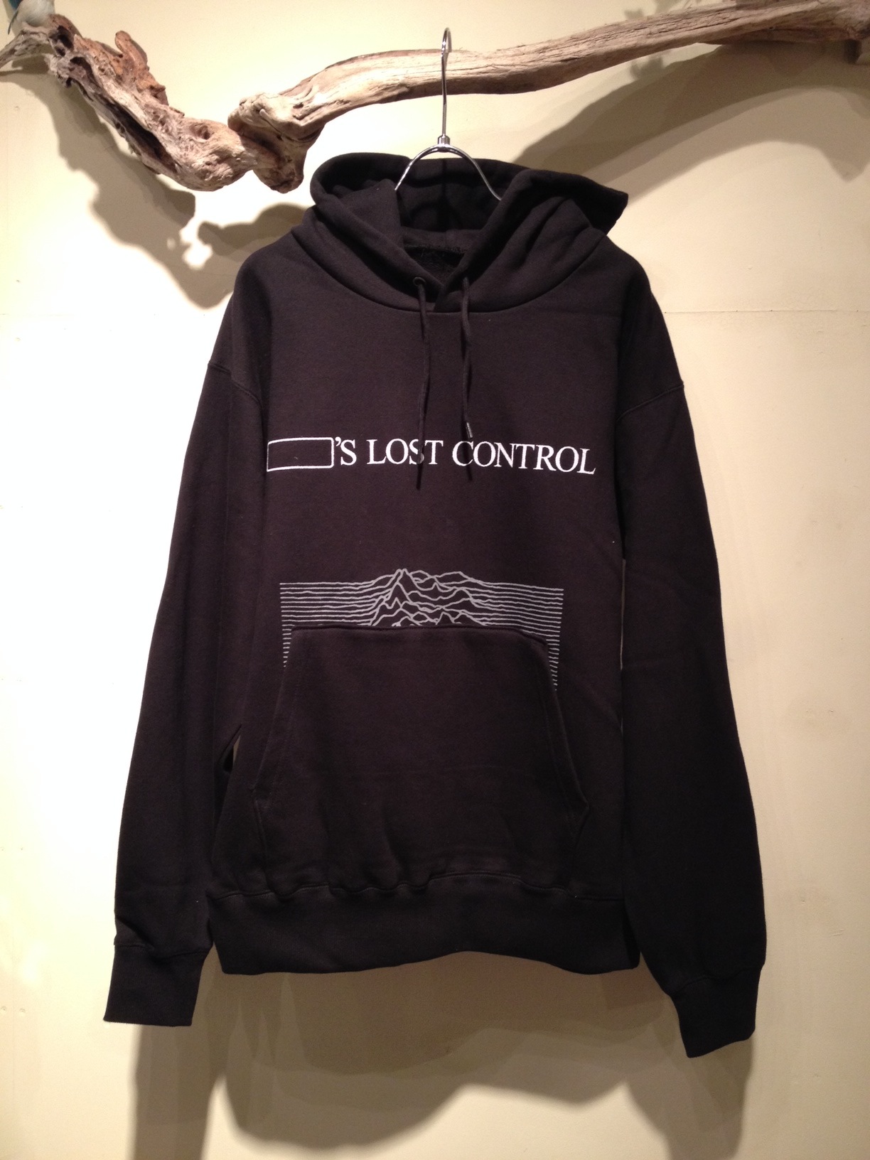 Pullover parka \"LOST CONTROL\"_f0126931_16324221.jpg