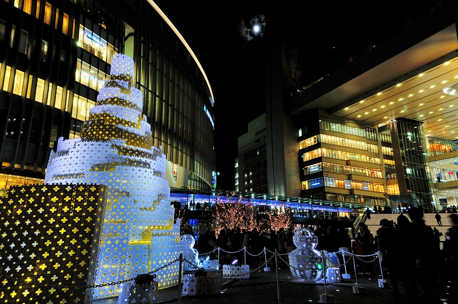 グランフロント大阪 クリスマスイルミネーション 2013_d0148541_1956493.jpg