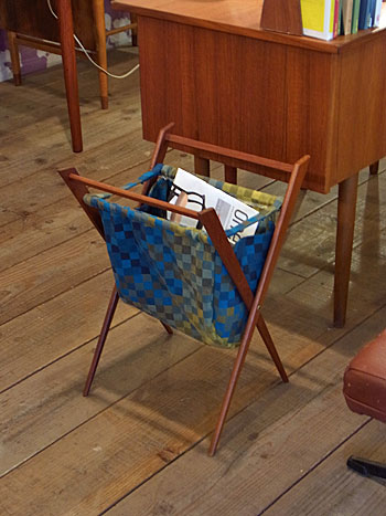 magazine rack_c0139773_16291592.jpg