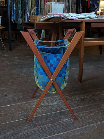 magazine rack_c0139773_16294349.jpg