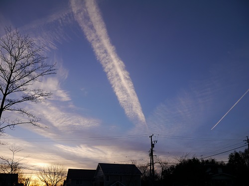 師走の空。_e0198187_1753256.jpg