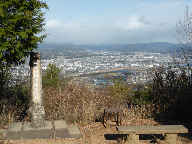 鳩吹山にトライ_b0286737_23564193.jpg