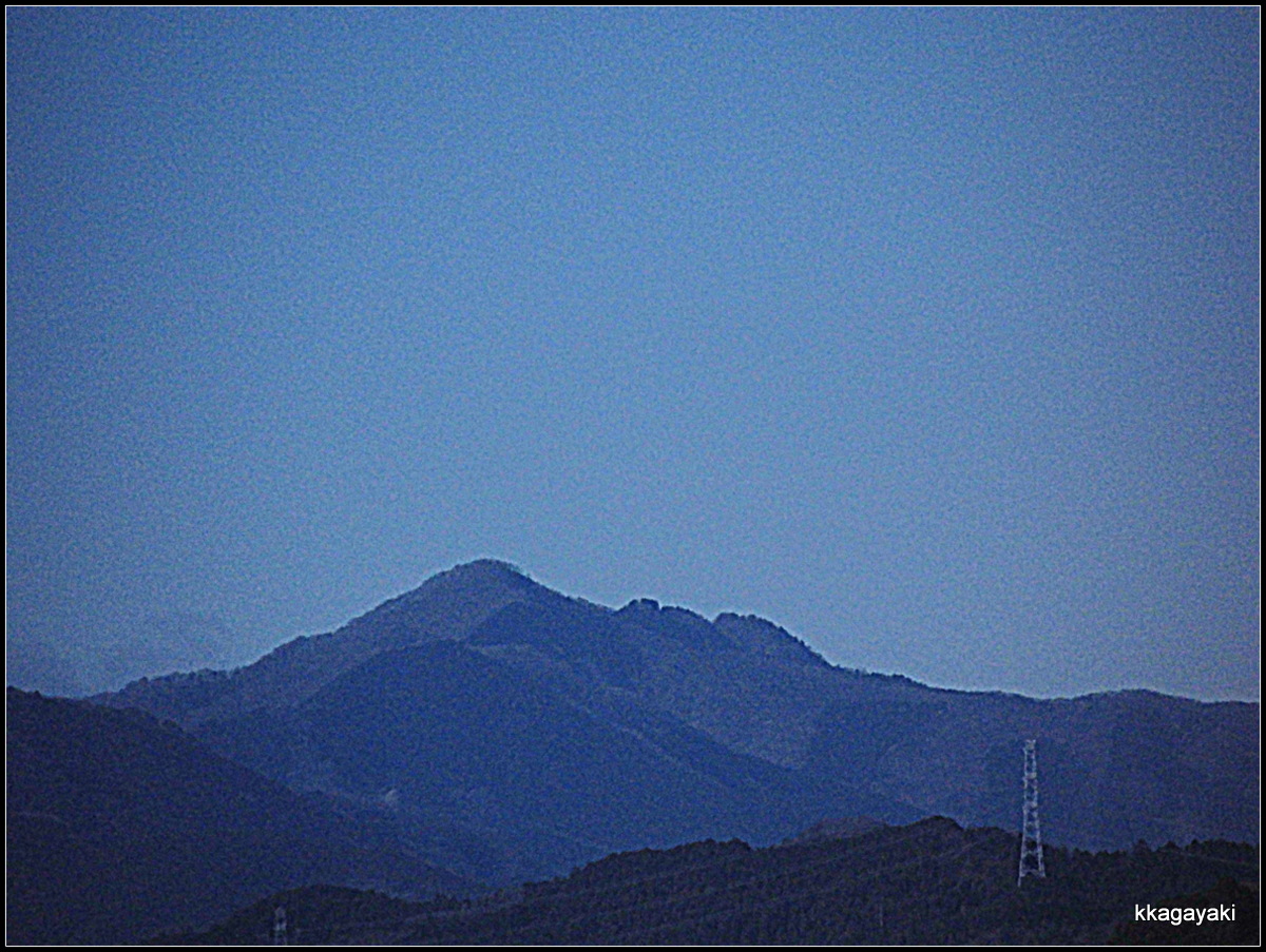 富士山と定点観測の山_e0206242_1443178.jpg