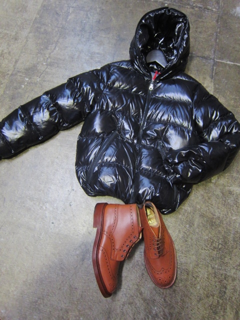DUVETICA ・・・ Dionisio Due (BLACK) 定番人気の1枚が入荷です~★★★_d0152280_201358.jpg