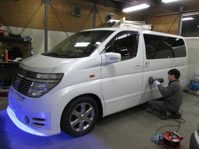 ★エルグランド待望のお納車とさせて頂きました!!★(新川店)_c0161601_20575341.jpg