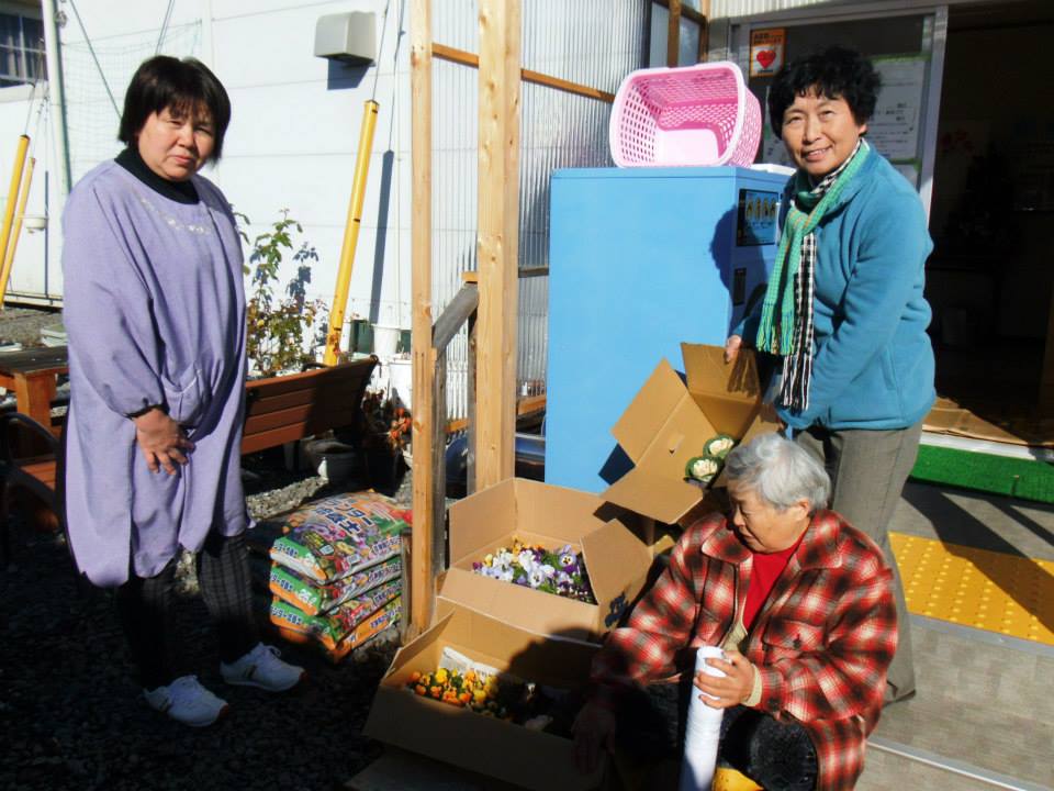 福島県二本松市　岳下住民センター仮設住宅_d0259876_1855240.jpg