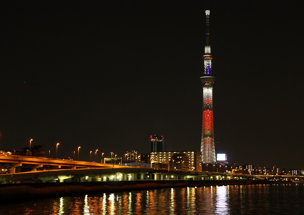 東京スカイツリーは今日から２５日まで６日間ぶっ続けでキャンドルツリーです 旅プラスの日記