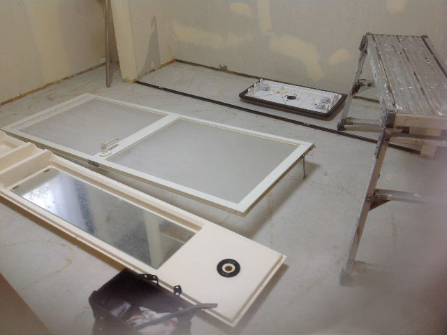 ユニットバス解体工事_f0031037_19191565.jpg
