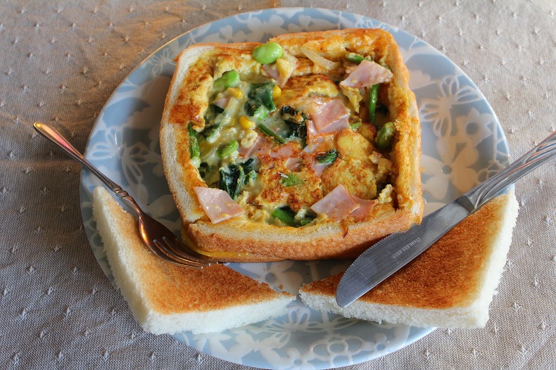 食パンを使いフライパンで作れる簡単キッシュ Ruri Cafe