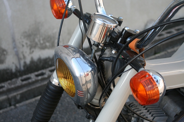 特選中古車情報 オシャレなバンバン50改90仕様!_a0164918_10333893.jpg