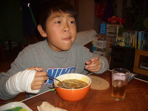 Vサイン・カレーうどん?_f0009169_9183774.jpg