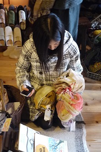 ショール展(玉木新雌)今日と明日までです!_f0226293_9242689.jpg