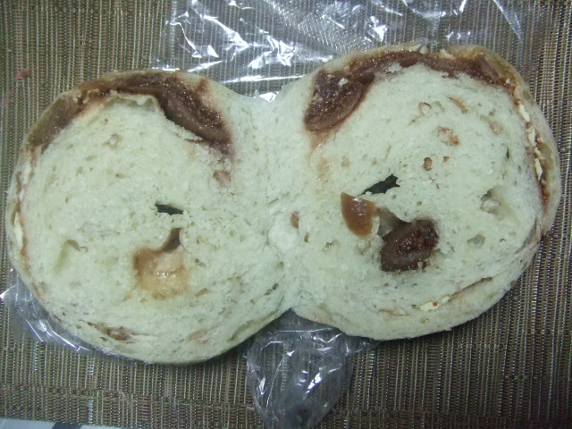 ブルージュ洛北 ゴロっといちじく&クリームチーズ_f0076001_0283711.jpg