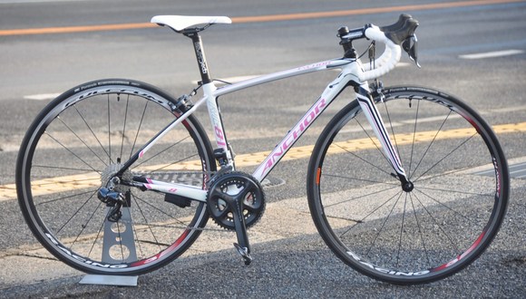 ANCHOR  RL8W アルテグラDi2仕様_b0246207_21511397.jpg