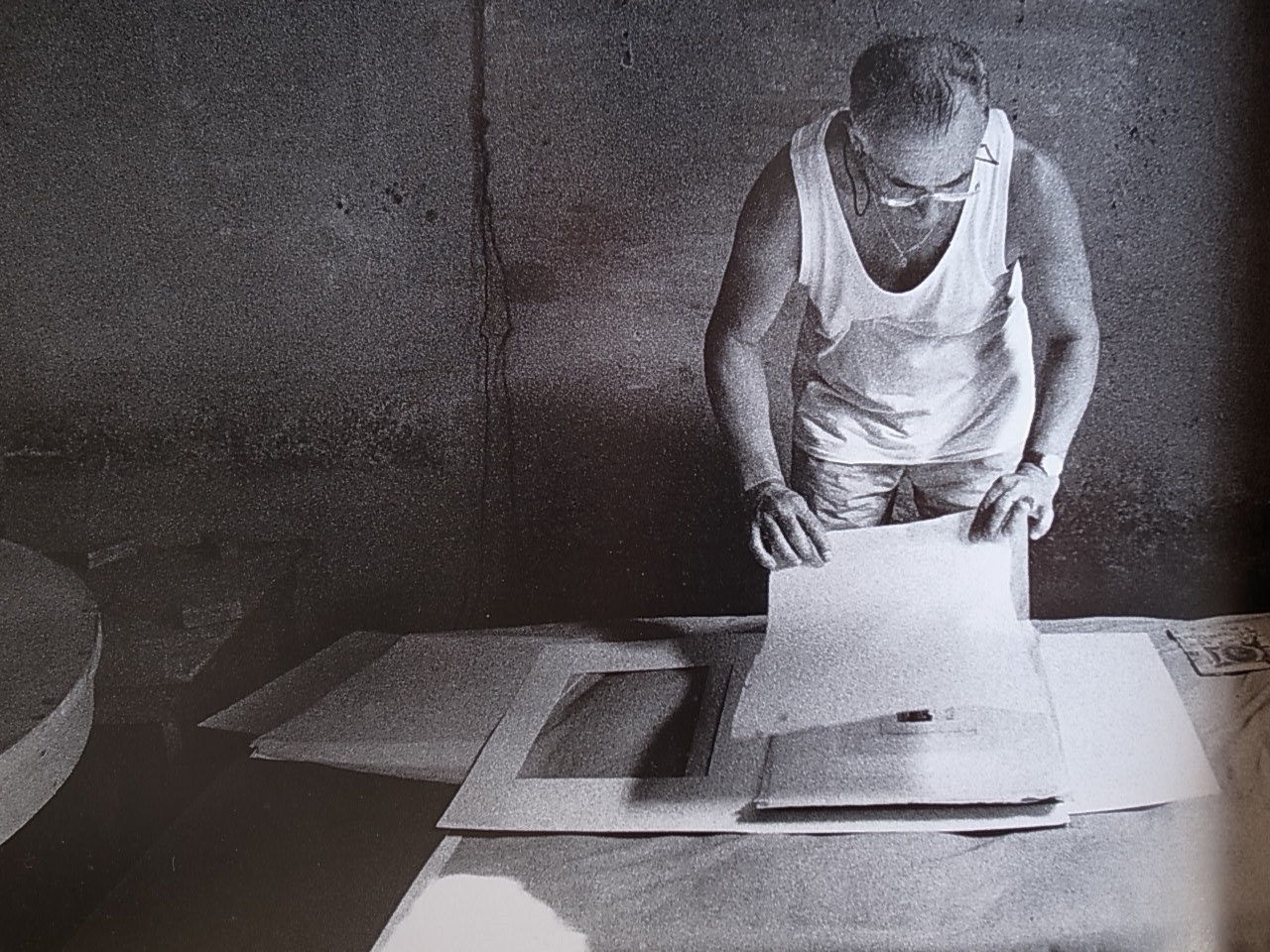 LO STUDIO DI GIORGIO MORANDI / Gianni Berengo Gardin_a0227034_14104825.jpg