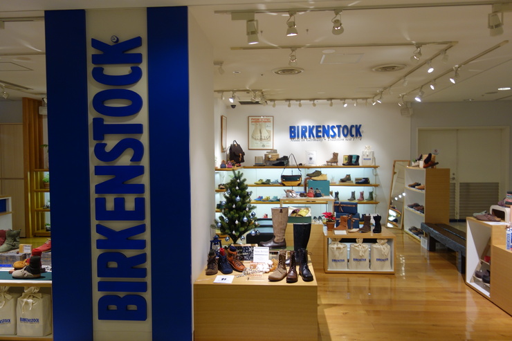 渋谷をぶらぶら その3～BIRKENSTOCK 渋谷マークシティ店_a0287336_2124063.jpg