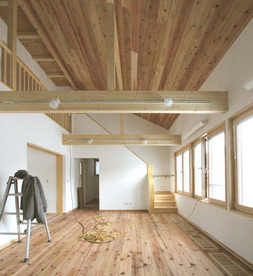Q1住宅-X3青森:完成間近_e0054299_99451.jpg