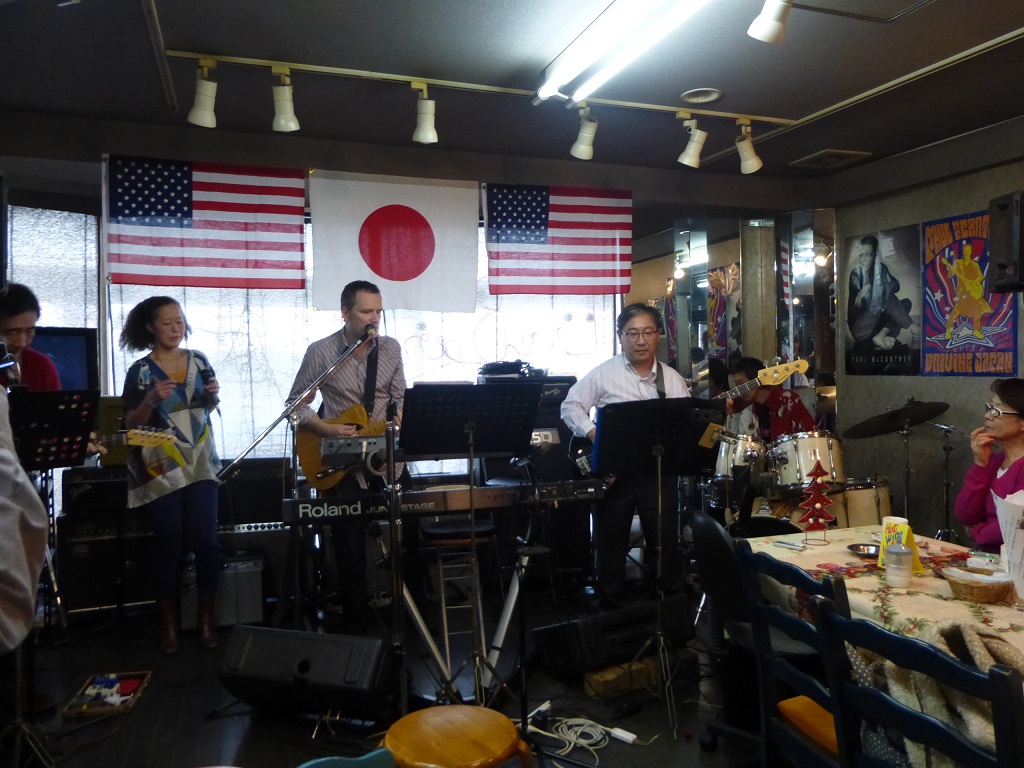 忘年会は続きます_f0205367_16445414.jpg