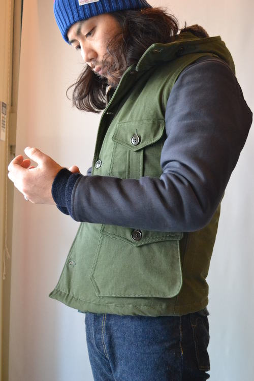 Air Crew Attached Hood Vest 着用画像_d0160378_126257.jpg