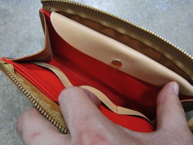 LEDER MAKES　人気のWALLET が入荷です★　年越しに向けて縁起物の良い財布を♪♪♪_d0152280_14263738.jpg