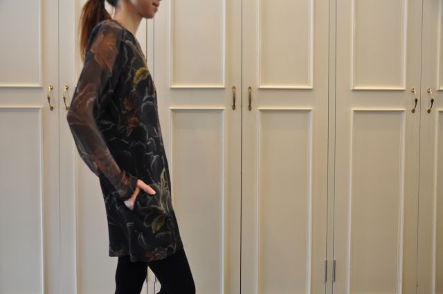 お花柄 と DRIES VAN NOTEN ._b0110586_126450.jpg