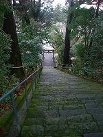 木曾義仲公祈願社「埴生護国八幡宮」_c0208355_16514894.jpg