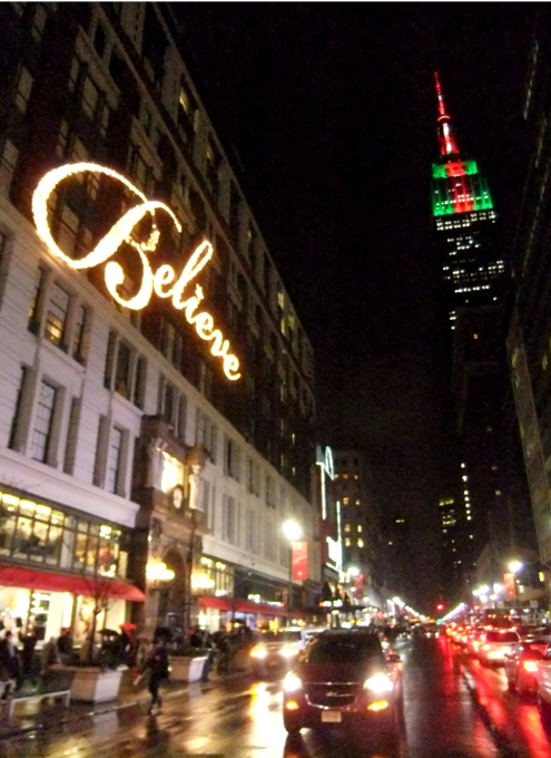 NYの「クリスマスの聖地」、老舗デパートのメイシーズ（Macy\'s）_b0007805_4574758.jpg