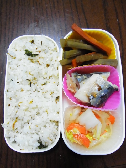 ある日のお弁当（鰆の西京焼き）_b0287241_6424686.jpg