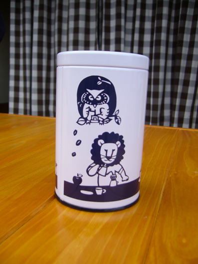 コーヒー缶 出来上がりました!_e0035344_13405418.jpg