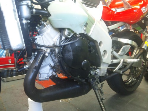 RGVΓ250SP・・・車検制度無しですが、点検整備は必要ですなっ。_a0163159_22023375.jpg
