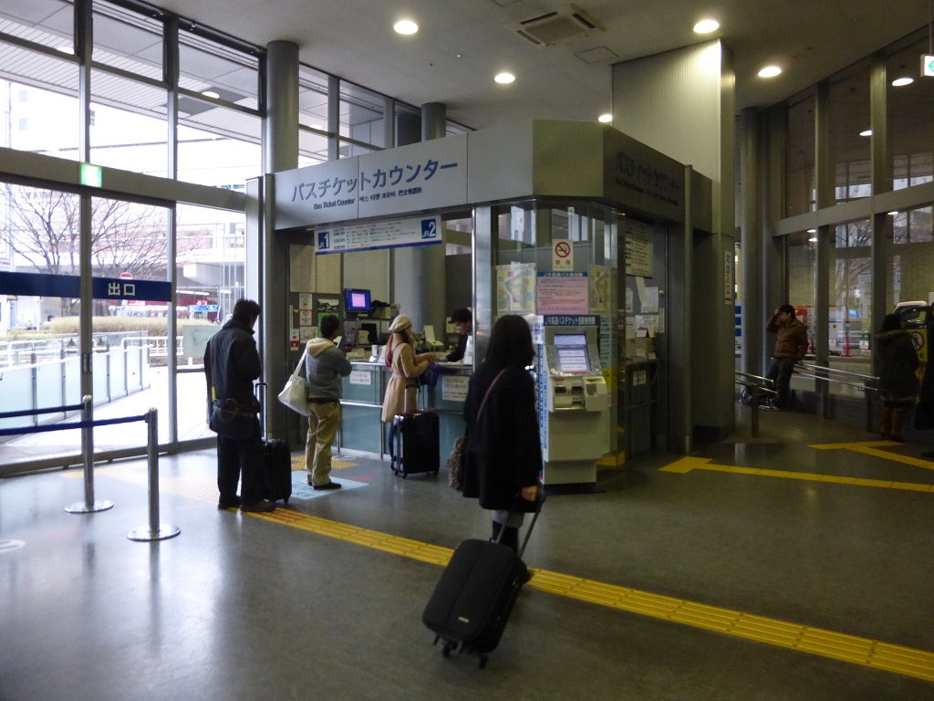バスターミナル_f0205367_17551918.jpg