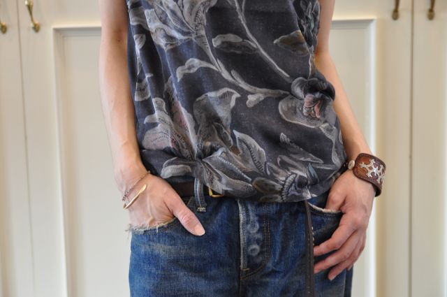白い景色に思い を 馳せて・・・ DRIES VAN NOTEN ._b0110586_19551031.jpg