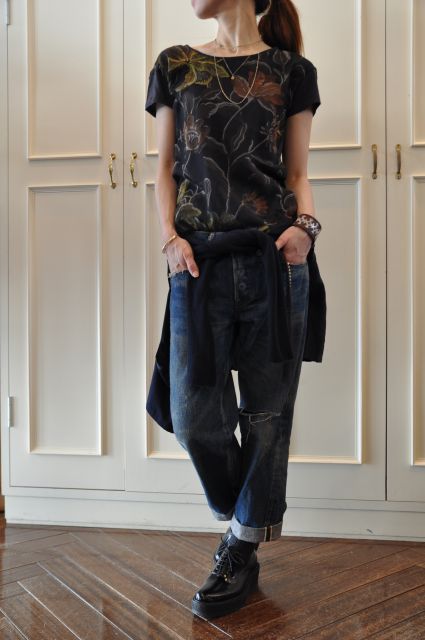 白い景色に思い を 馳せて・・・ DRIES VAN NOTEN ._b0110586_19591071.jpg