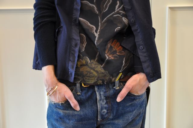 白い景色に思い を 馳せて・・・ DRIES VAN NOTEN ._b0110586_2054887.jpg
