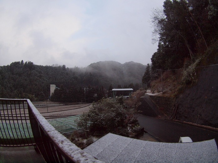 薄っすら雪景色_c0116915_23202988.jpg
