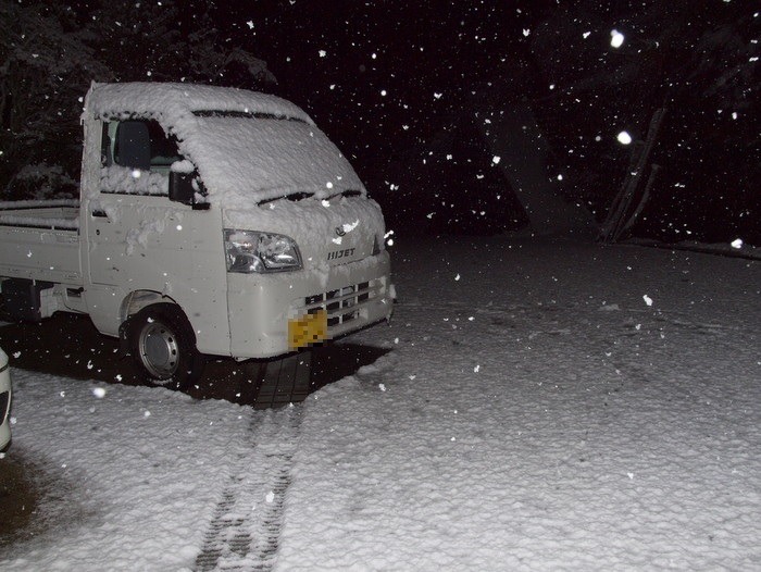 夜の雪景色_c0116915_23254322.jpg