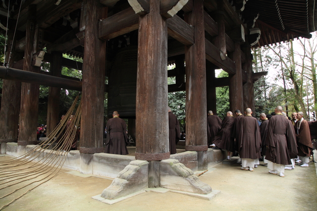 知恩院　除夜の鐘　試し撞き_c0196076_2261196.jpg