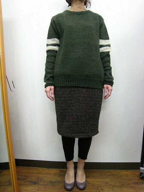 ｃｌｏｃｈｅ （ クロッシェ ）　ソデボーダーニット  ＫＨＡＫＩ_a0089359_1243388.jpg