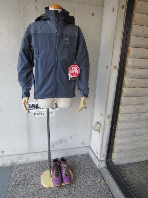 ARK\'TERYX ・・・ VENTA SV JACKET!★! 寒い冬をサラリ♪ とSTYLISH!に・・・_d0152280_11533017.jpg