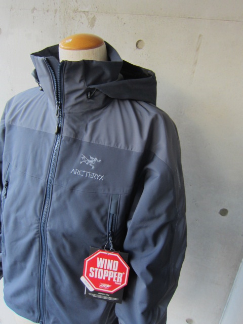 ARK\'TERYX ・・・ VENTA SV JACKET!★! 寒い冬をサラリ♪ とSTYLISH!に・・・_d0152280_1154014.jpg