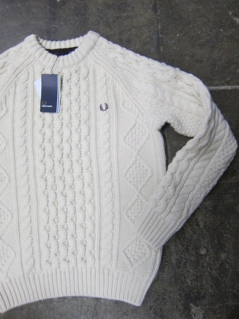 FRED PERRY (UK) ・・・　Fisher MANS CRUE SWEATER！♪！_d0152280_22581133.jpg