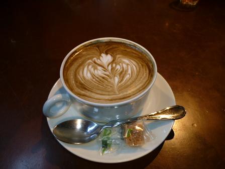 ランチ会・交換プレゼント・皆さまのコート姿。_f0181251_1991439.jpg