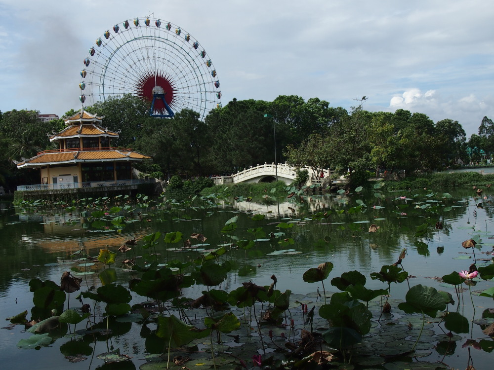 2013ベトナム縦断の旅vol.14~ホーチミンの街・名所をじっくり見て歩く~_f0276498_21232236.jpg